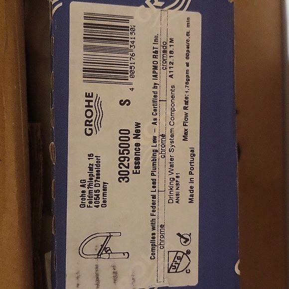 NIB GROHE Essence semi-pro faucet - Picture 9 of 9